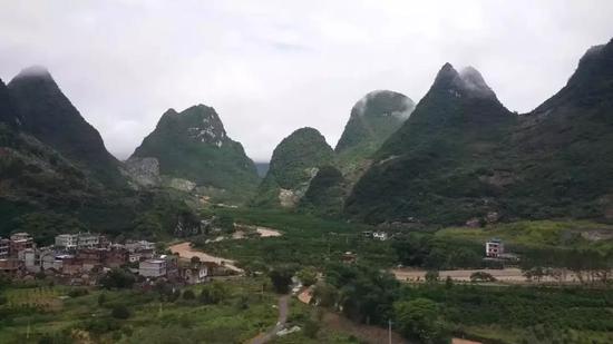 9IS4-haichqy6332343.jpg 9IS4-haichqy6332343.jpg